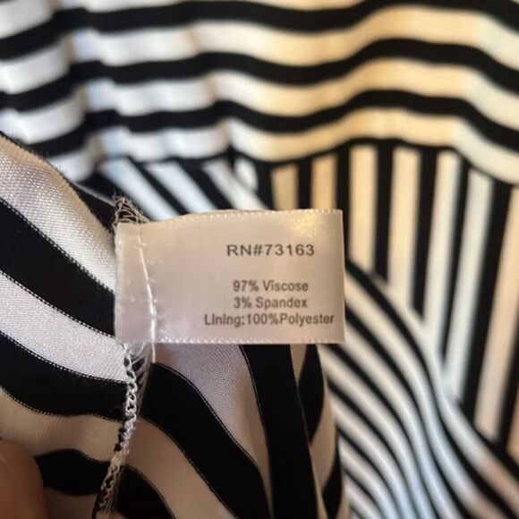 Boston Proper Black and White Striped Sleeveless Maxi Dress Medium - Picture 5 of 5
